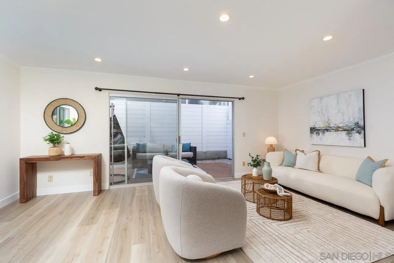 Photo #2: 250034110 Listing 