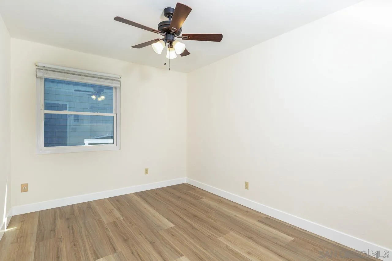 Photo #17: 250034110 Listing: Photo #17