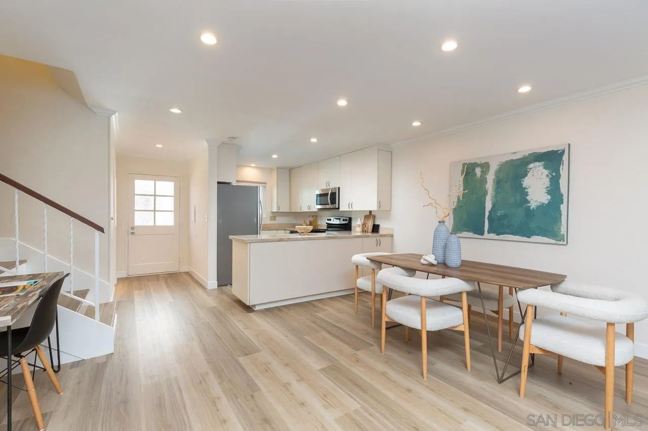 Photo #4: 250034110 Listing 