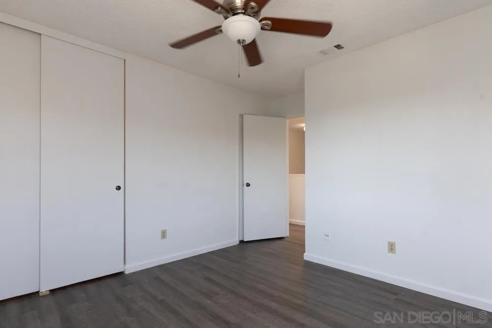 Photo #23: 250034117 Listing: Photo #23
