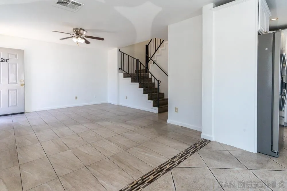 Photo #9: 250034117 Listing: Photo #9