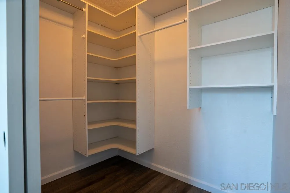 Photo #22: 250034117 Listing: Photo #22