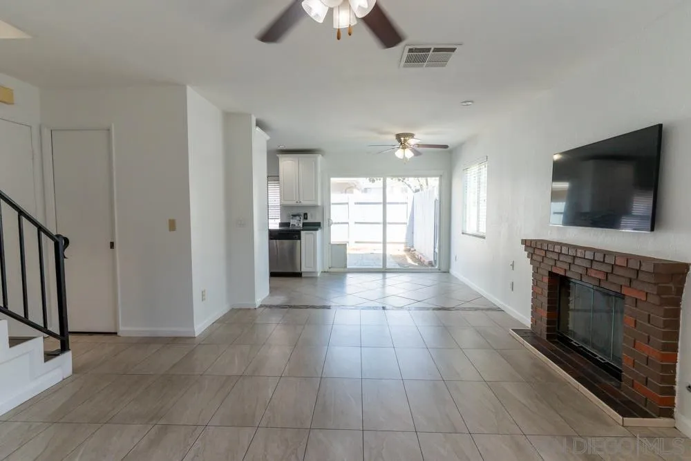 Photo #7: 250034117 Listing: Photo #7