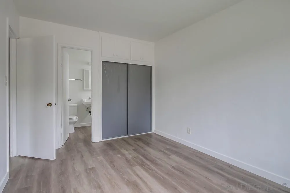 https://cdn.realtyfeed.com/cdn/127/250034119/9739d9967544905aa1eeec70a67afeff.webp