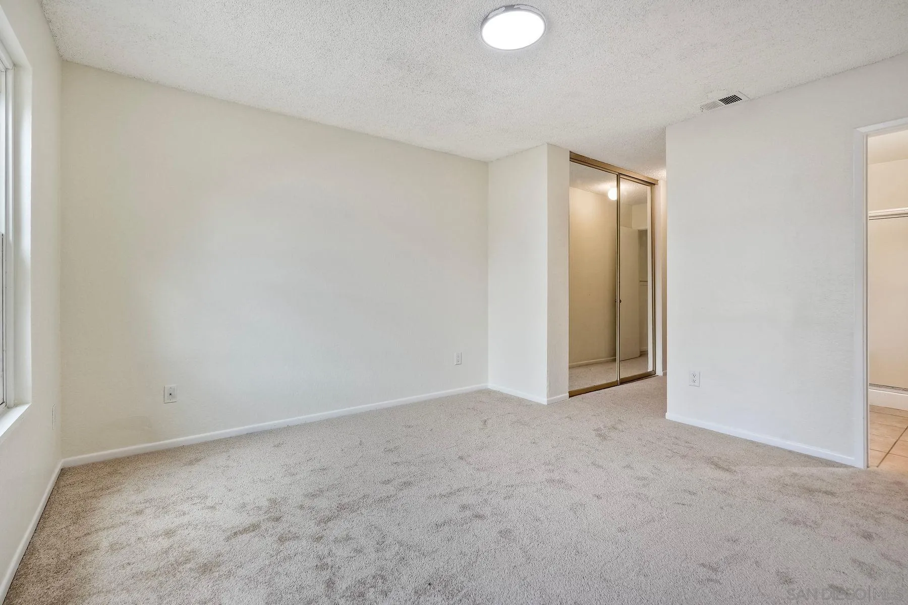 Photo #10: 250034120 Listing: Photo #10