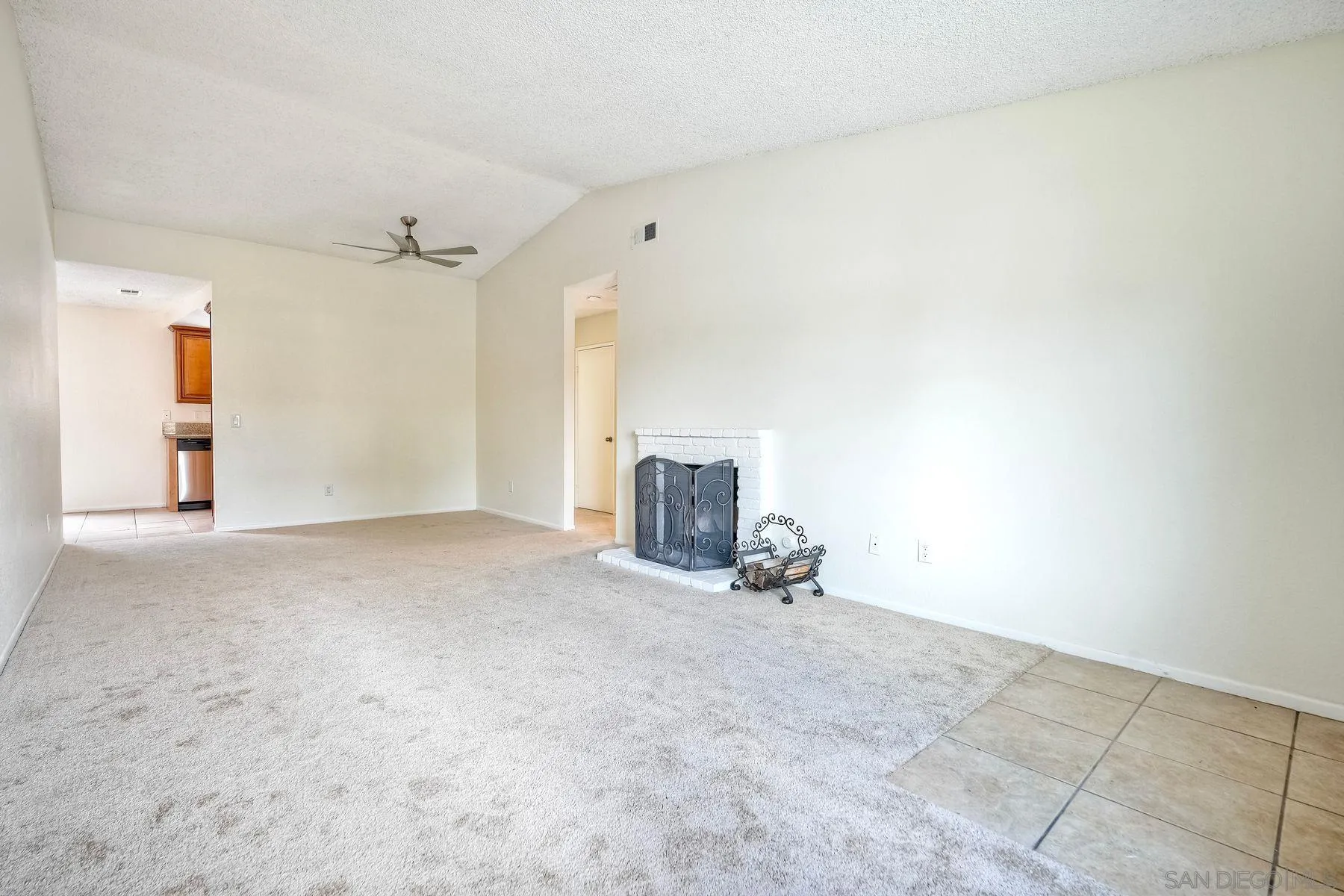Photo #8: 250034120 Listing: Photo #8