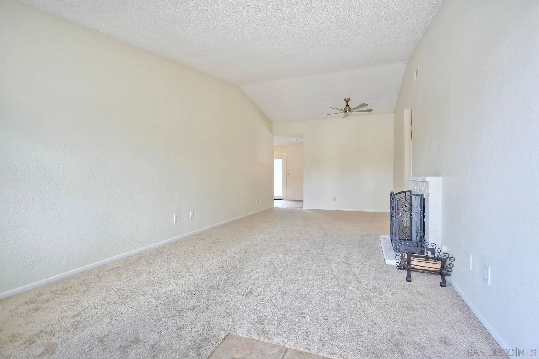 Photo #7: 250034120 Listing: Photo #7