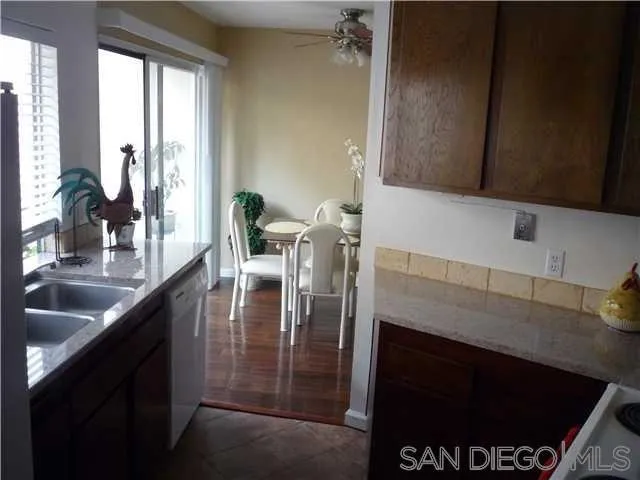 Photo #5: 250034126 Listing 