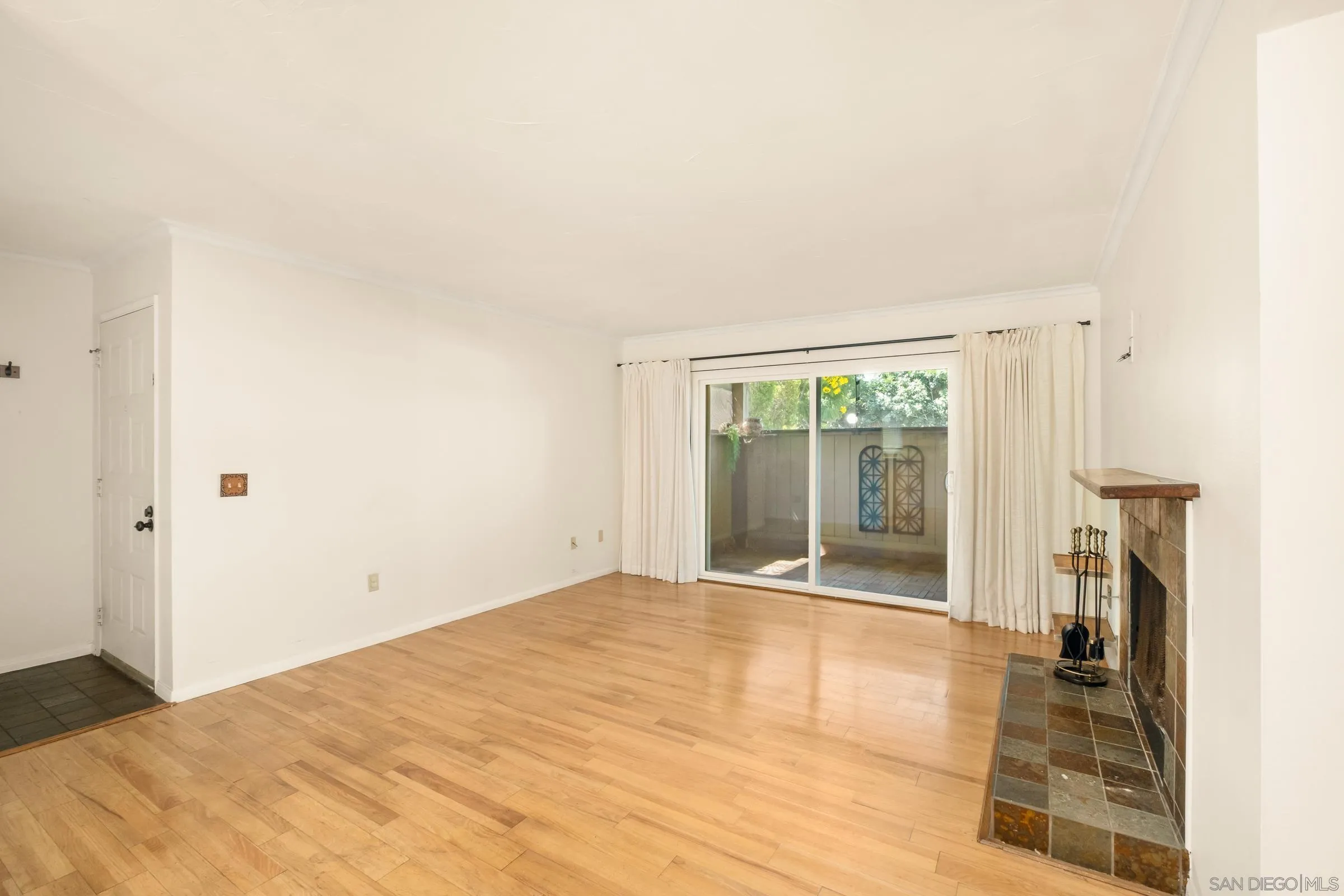 Photo #7: 250034129 Listing: Photo #7