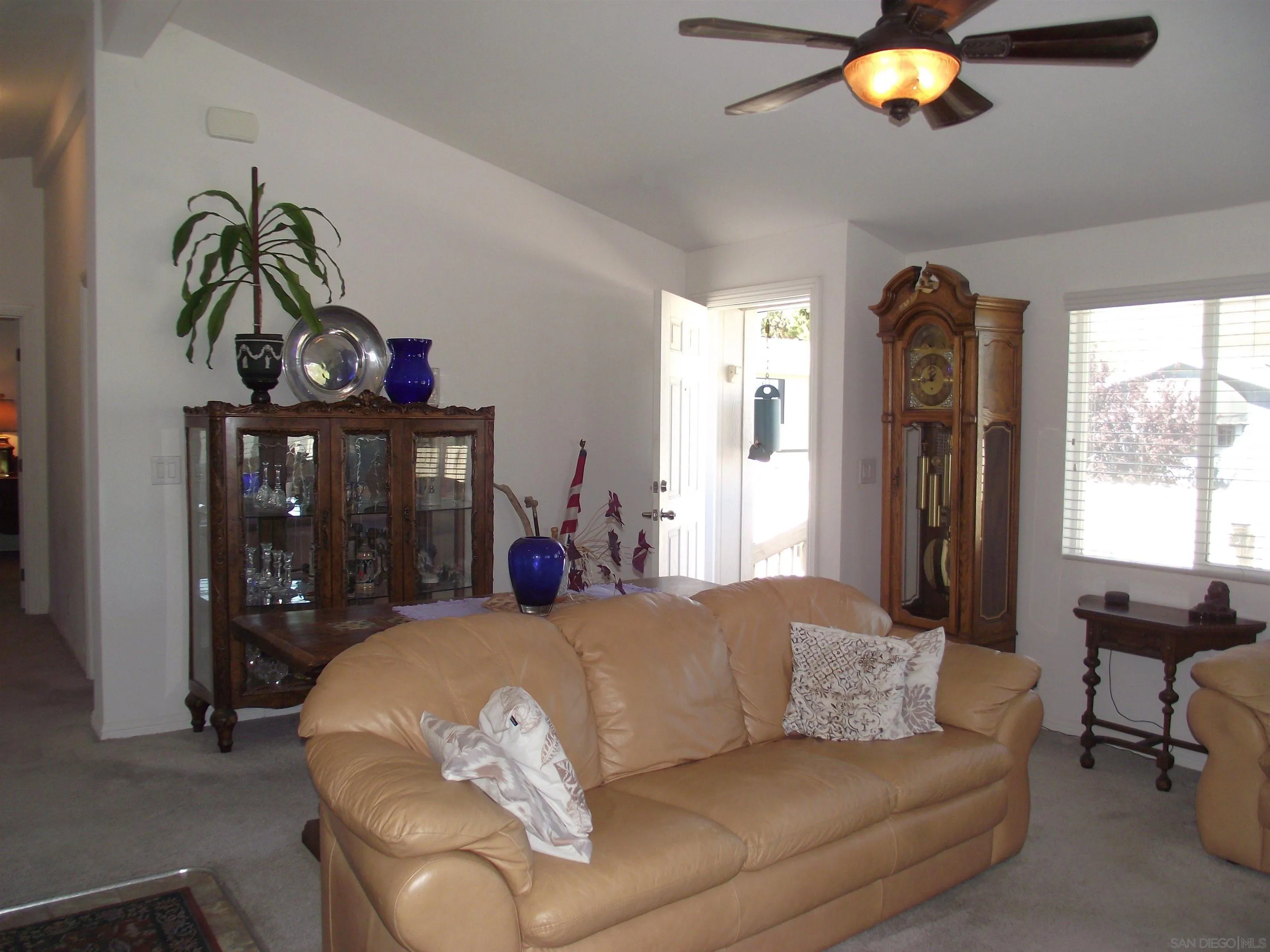 https://cdn.realtyfeed.com/cdn/127/250034138/68be87a39d0e2b741644a9092e19404d.webp
