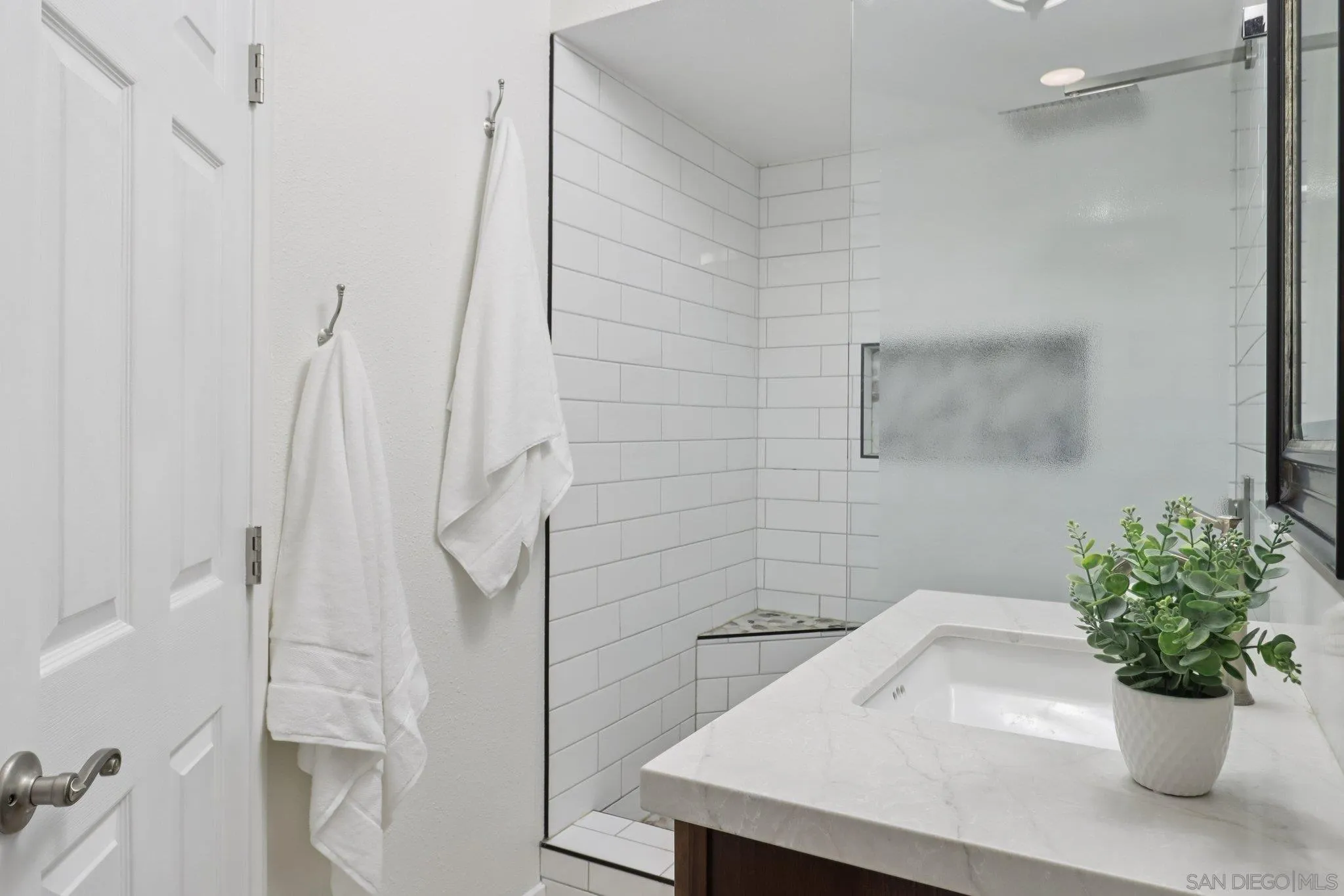 Photo #19: 250034146 Listing: Photo #19