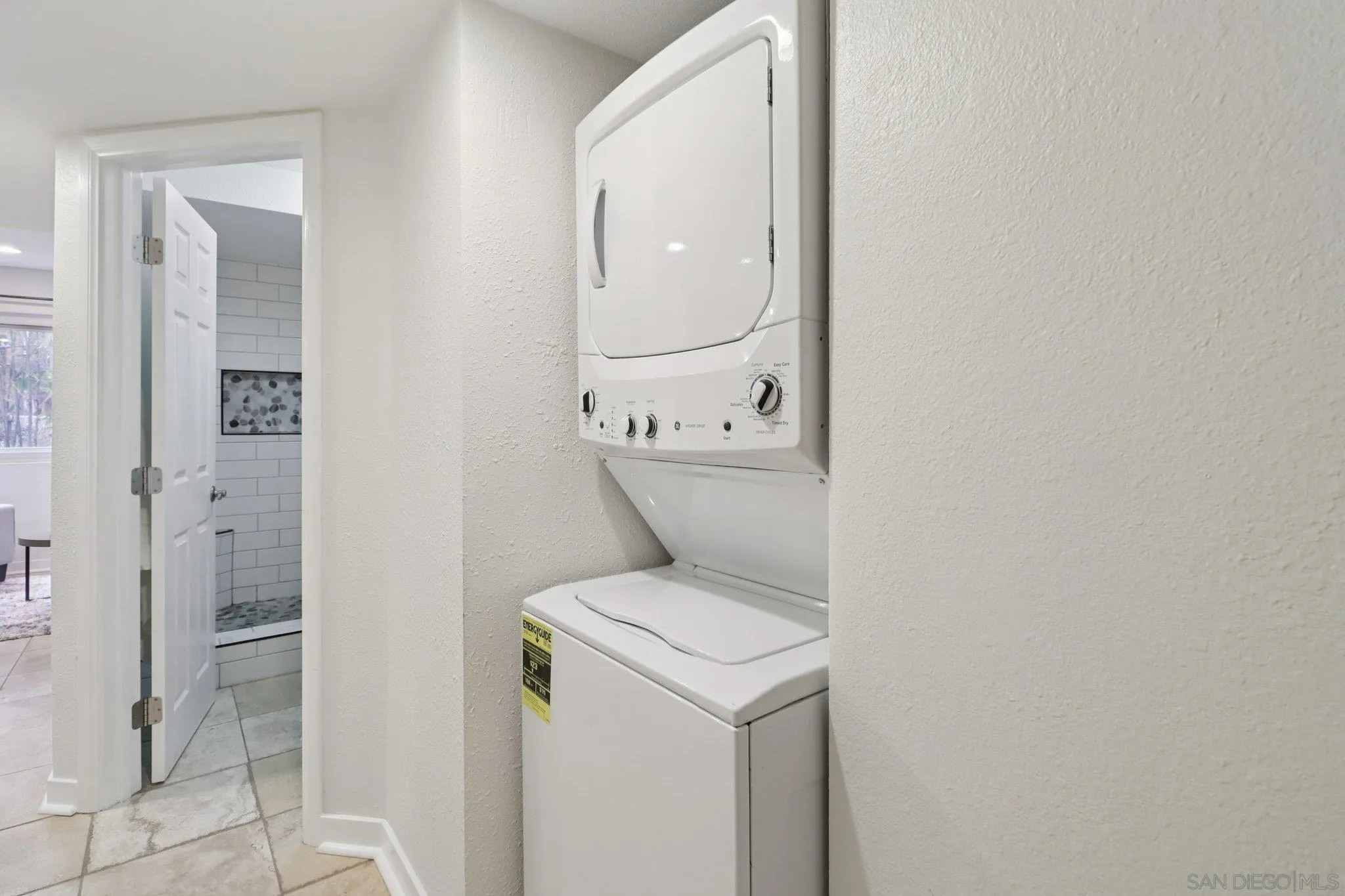 Photo #13: 250034146 Listing: Photo #13