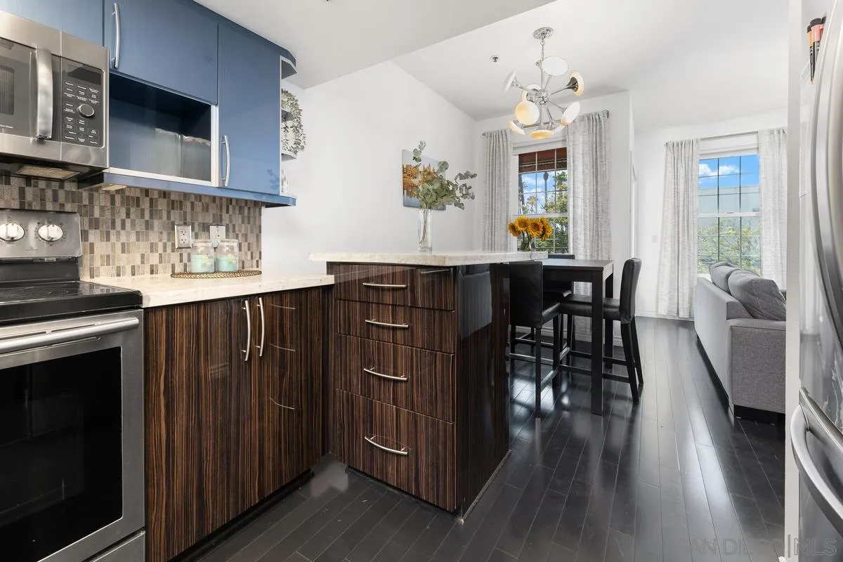 Photo #9: 250034153 Listing: Photo #9