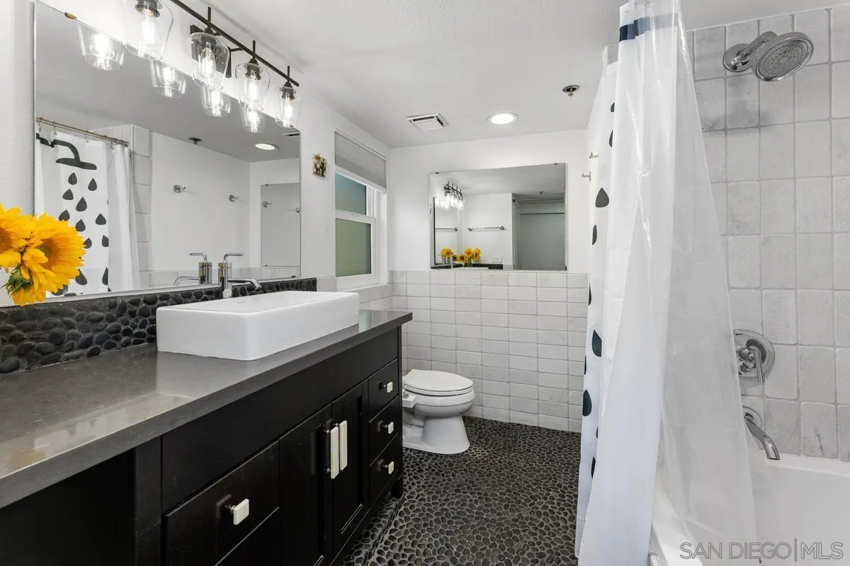 Photo #19: 250034153 Listing: Photo #19