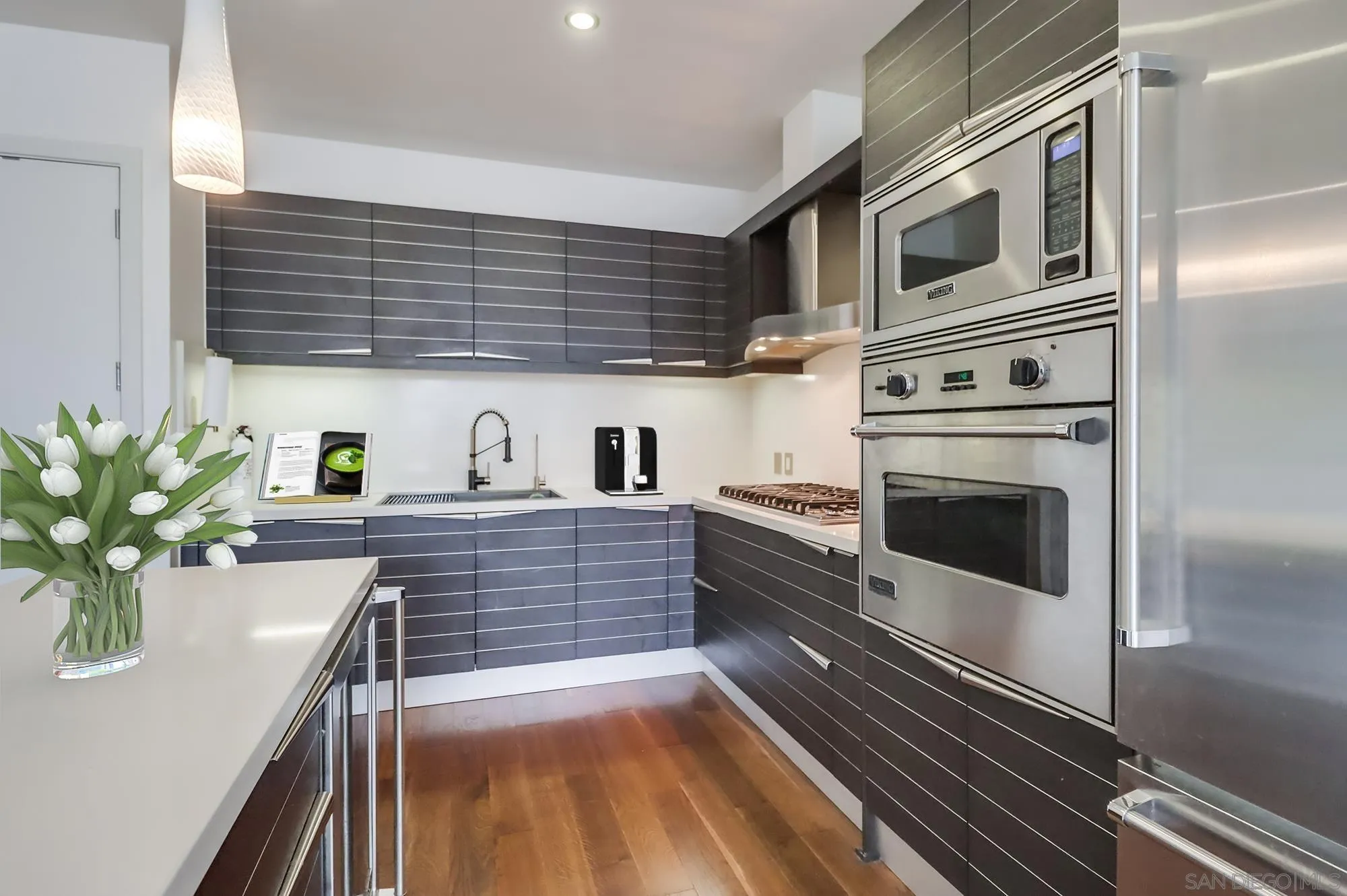 Photo #2: 250034157 Listing 