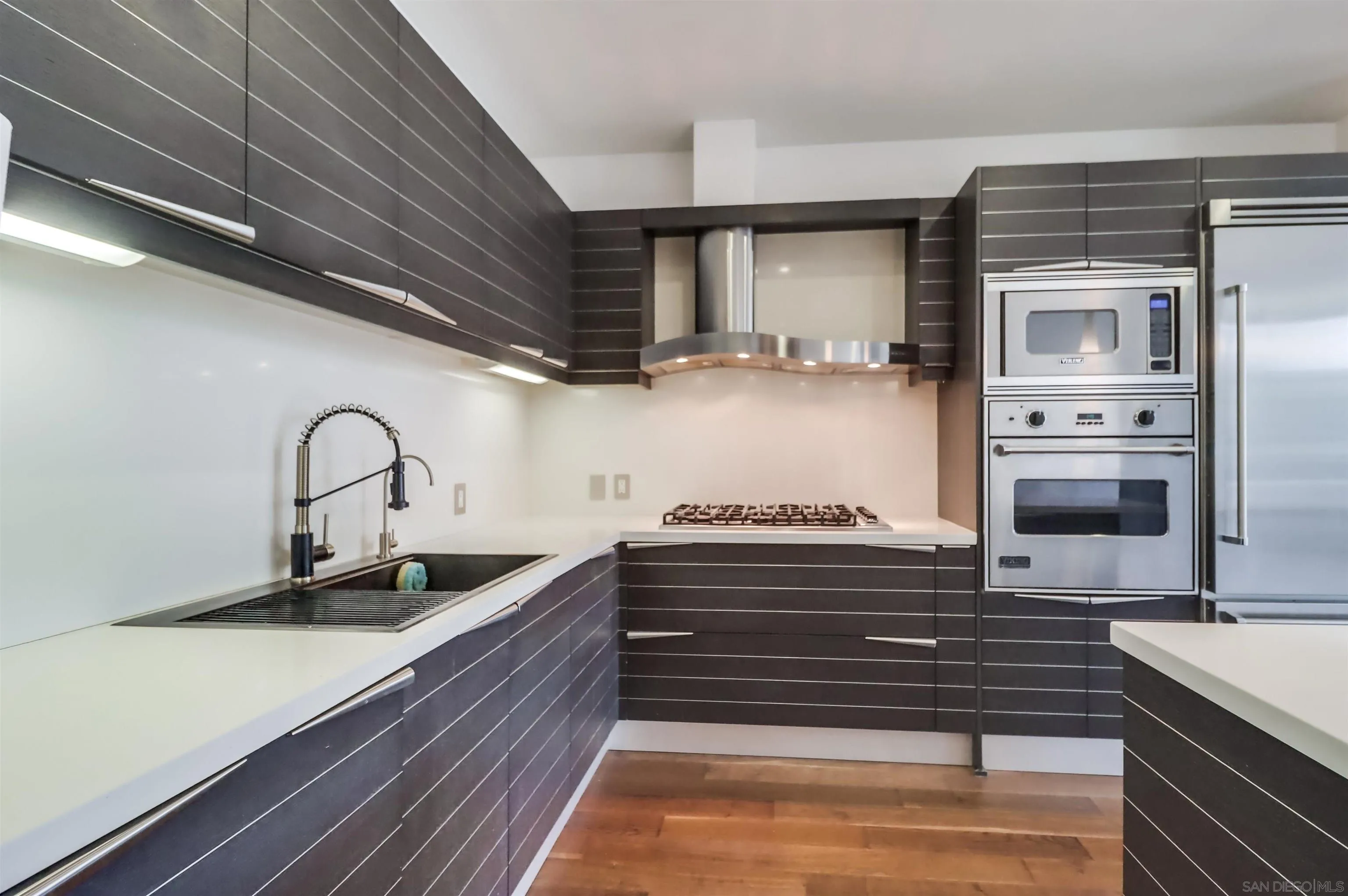 Photo #4: 250034157 Listing 