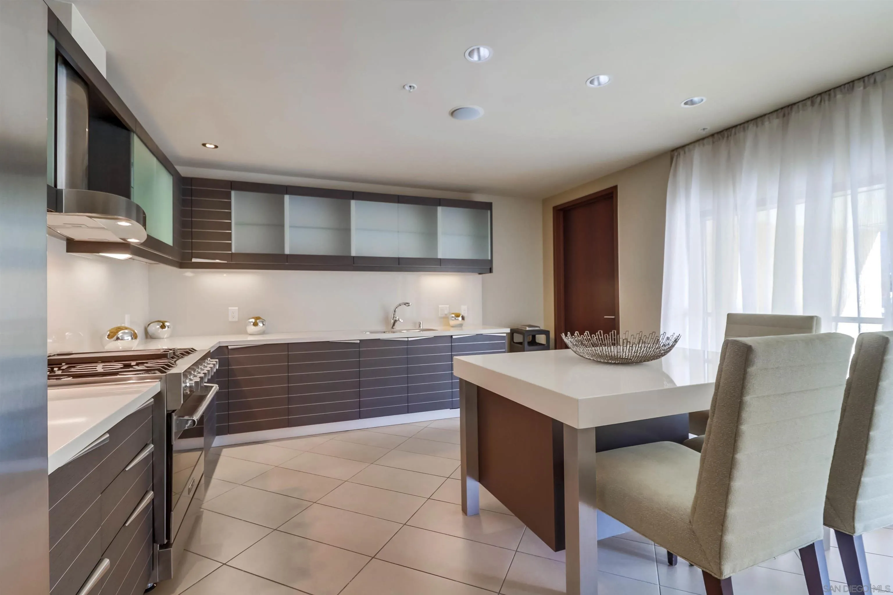 https://cdn.realtyfeed.com/cdn/127/250034157/c4c7ea92d7f56773f477544d312e9fd5.webp