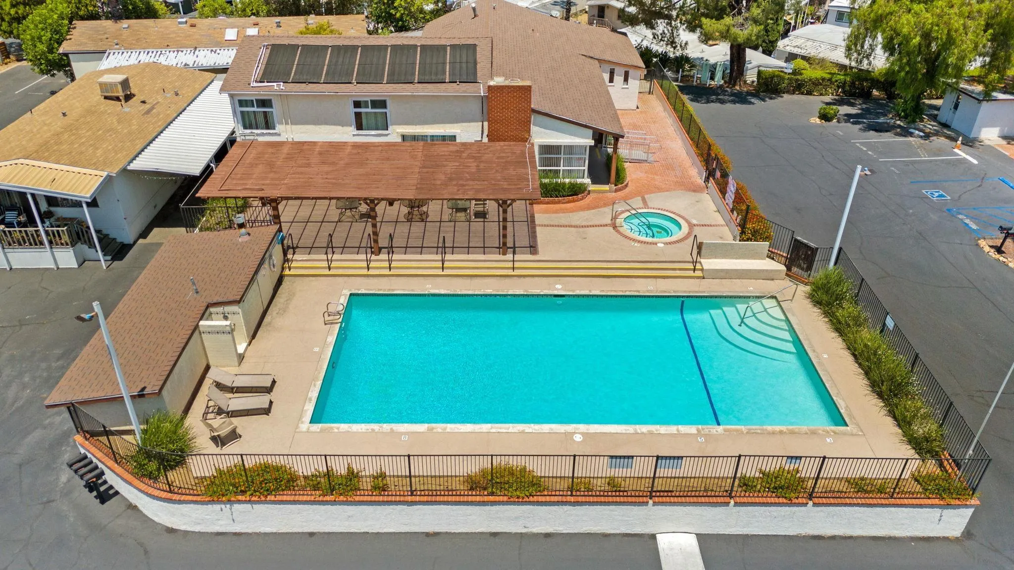 https://cdn.realtyfeed.com/cdn/127/250034159/316c08fedbe5a7c3d6fa2aea3a280f3c.webp