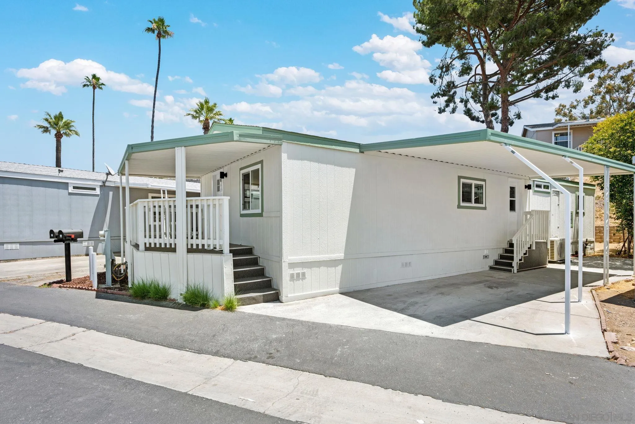 https://cdn.realtyfeed.com/cdn/127/250034159/768607dba2d30a13fff7221869b2dd16.webp