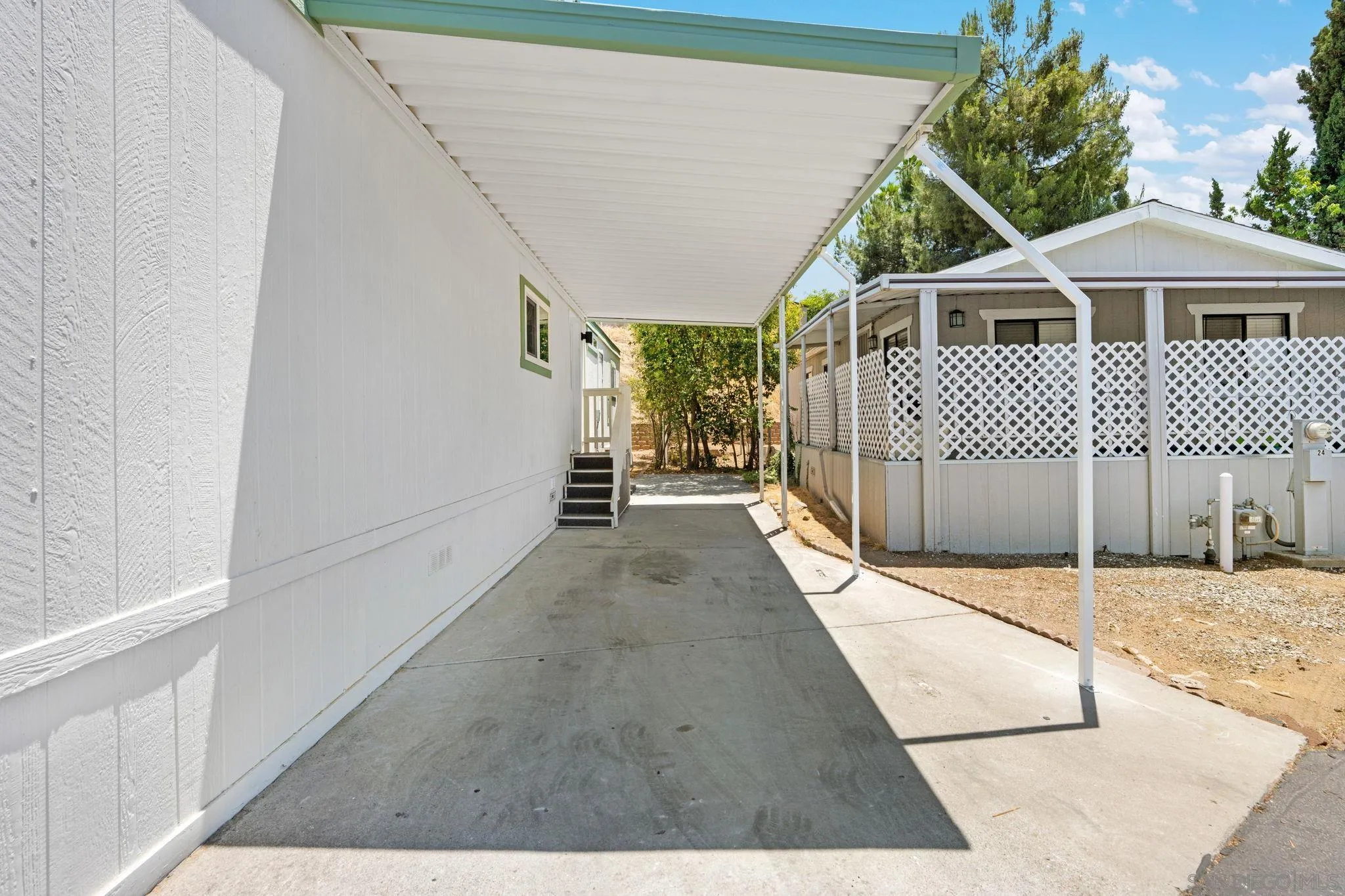 https://cdn.realtyfeed.com/cdn/127/250034159/98546ff87d52aa0a645e52ab8542d19e.webp