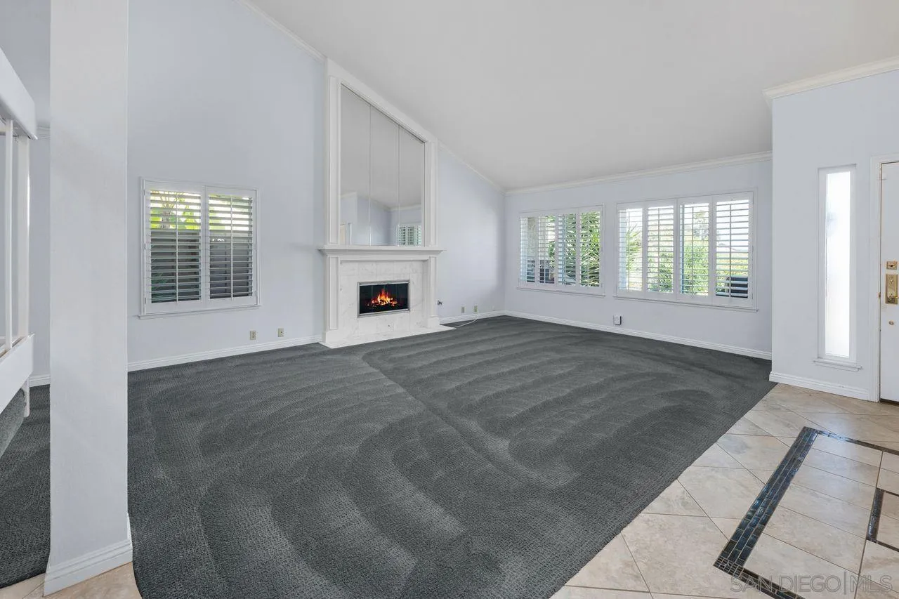 https://cdn.realtyfeed.com/cdn/127/250034164/2c8c19c185c7a2d4c51d6a892e802a1a.webp