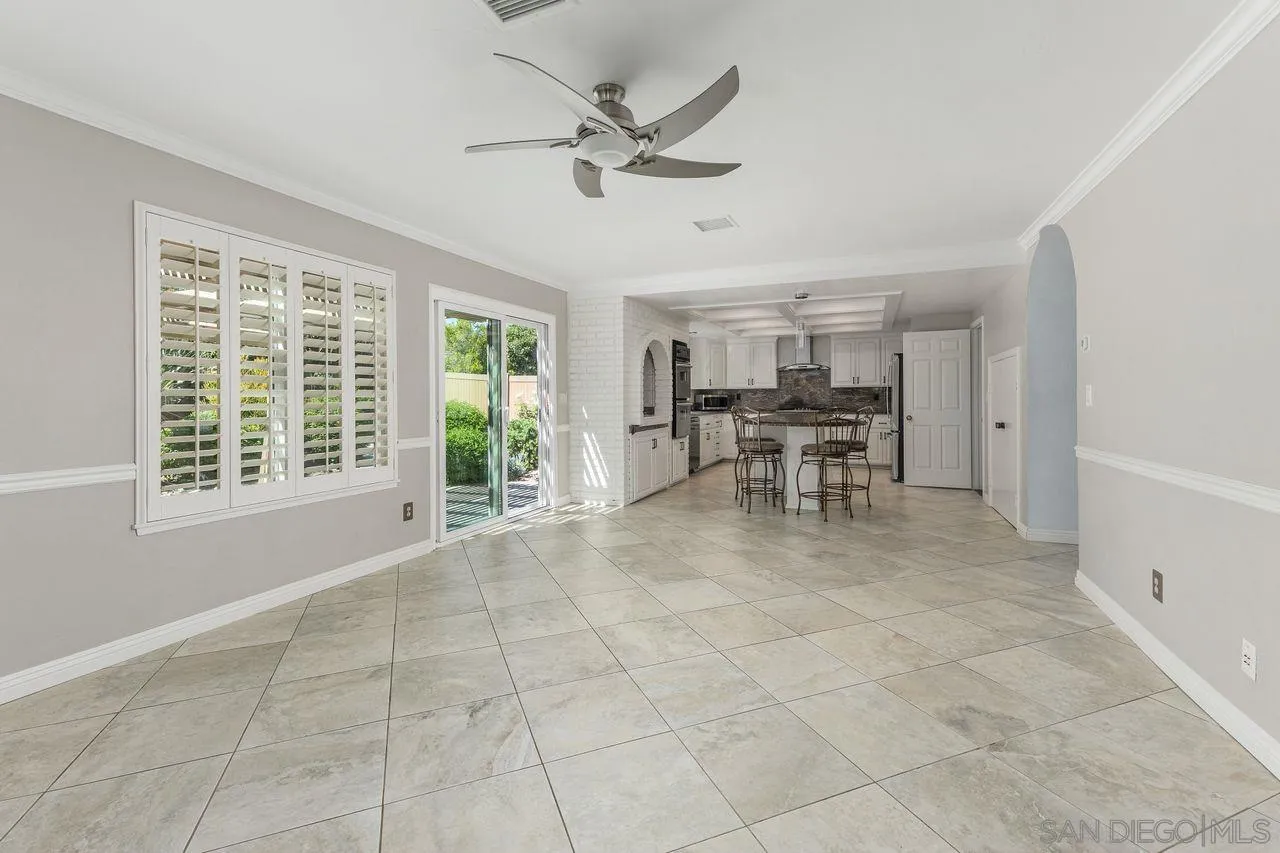 https://cdn.realtyfeed.com/cdn/127/250034164/53ab13ded464857df9570f637657a237.webp