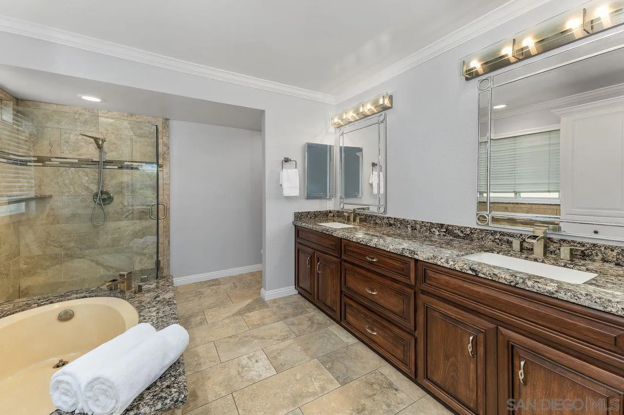 https://cdn.realtyfeed.com/cdn/127/250034164/b172b4b682d718bc33a9dd07b06bd5b1.webp