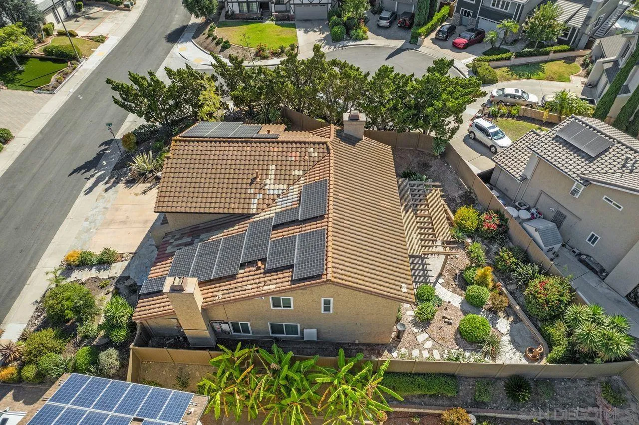 https://cdn.realtyfeed.com/cdn/127/250034164/b2faa8187e0429652e78e0e9d8330ce3.webp