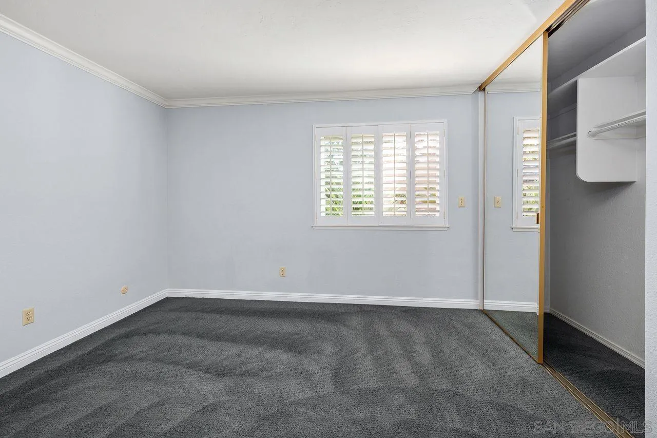 https://cdn.realtyfeed.com/cdn/127/250034164/c4b1ead9d5ae96723f9c50090f7a4fa4.webp
