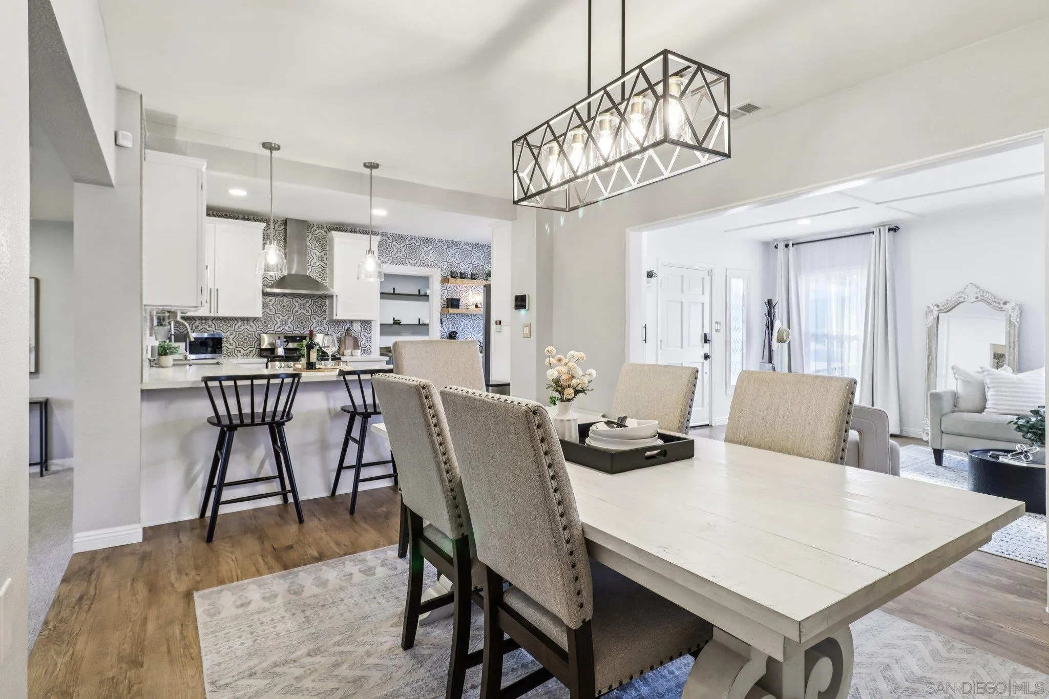 https://cdn.realtyfeed.com/cdn/127/250034165/11e20c7b668b88ac158ac026a13070a5.webp