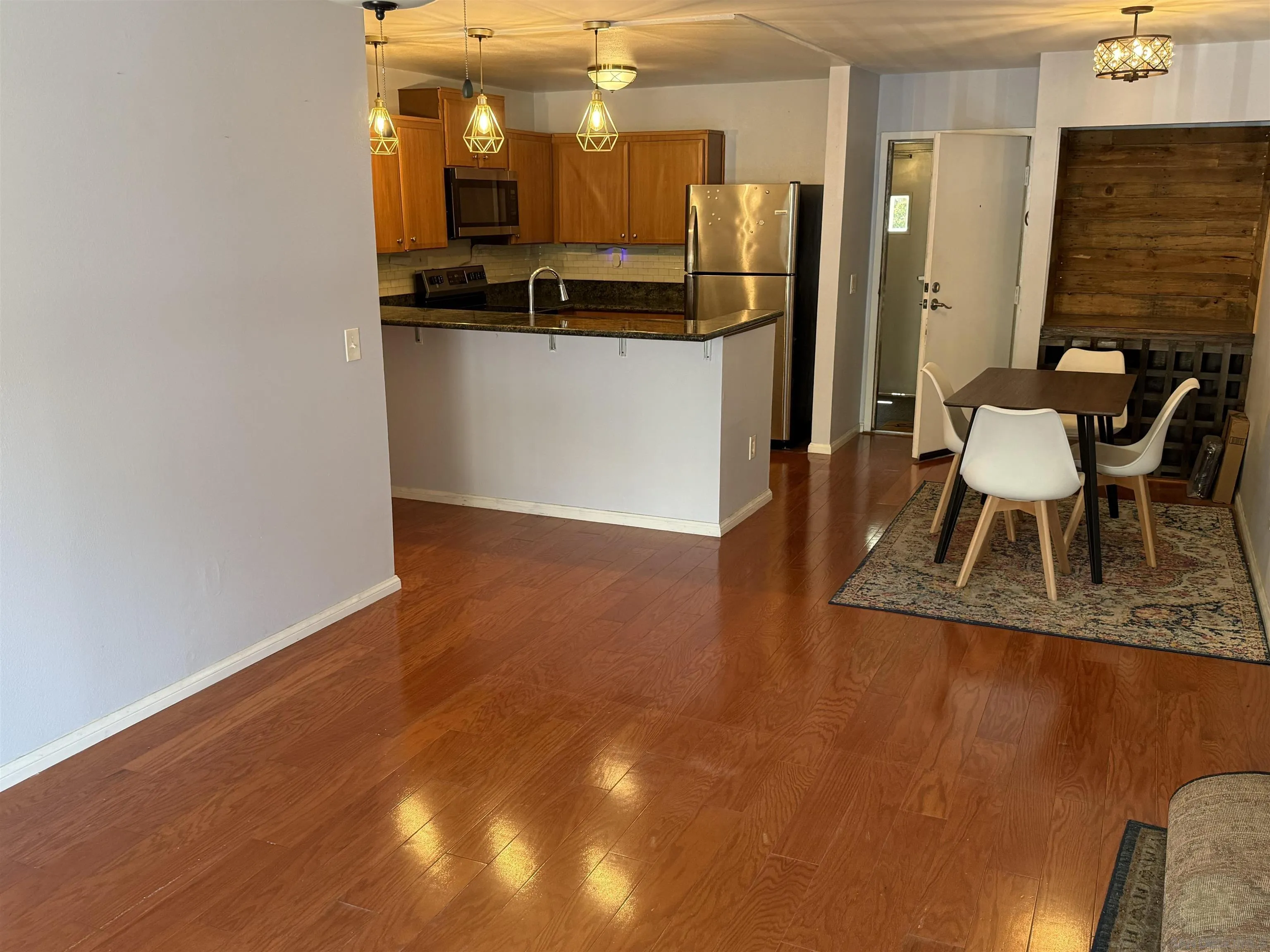 Photo #9: 250034170 Listing: Photo #9