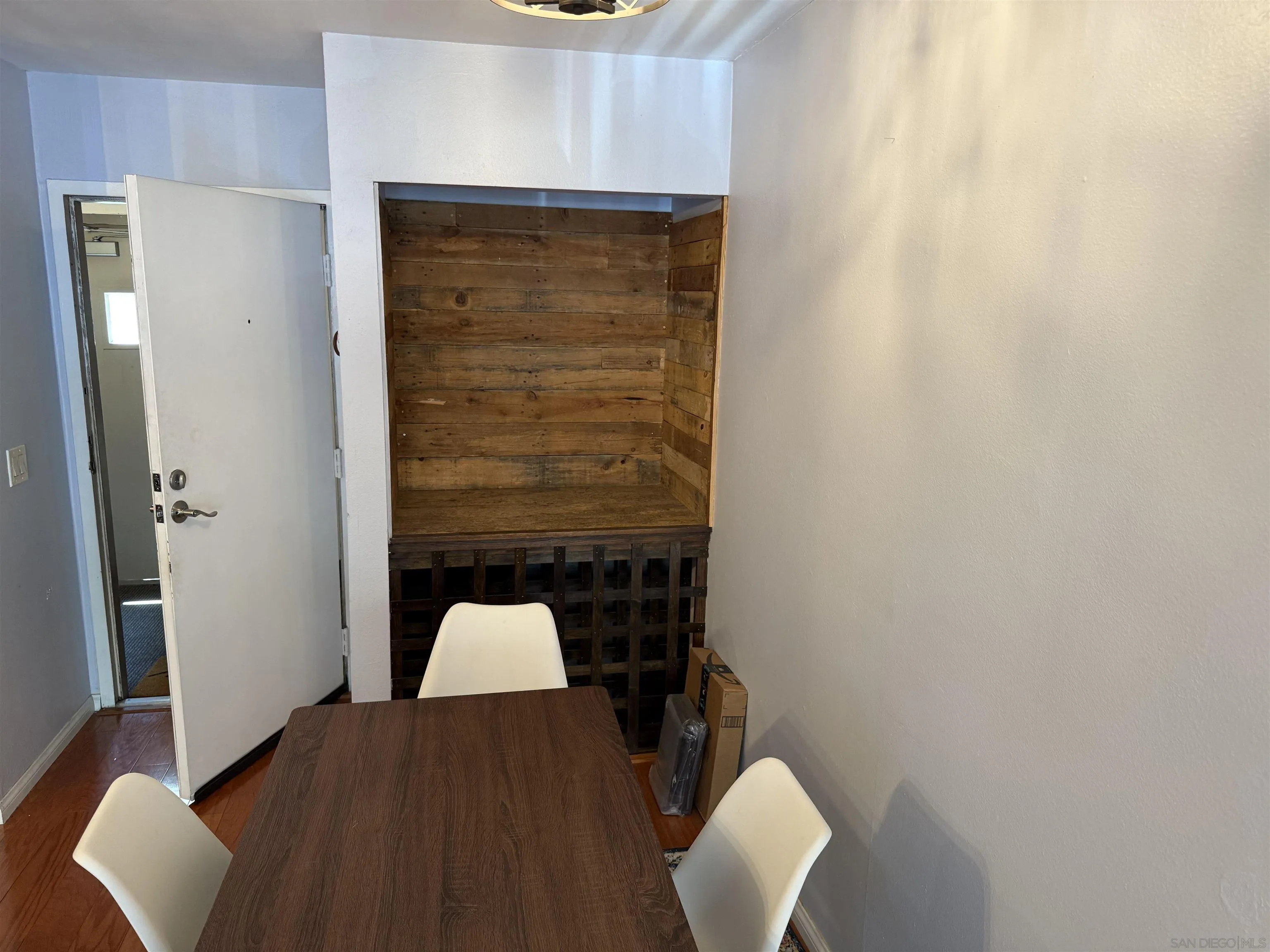 Photo #7: 250034170 Listing: Photo #7