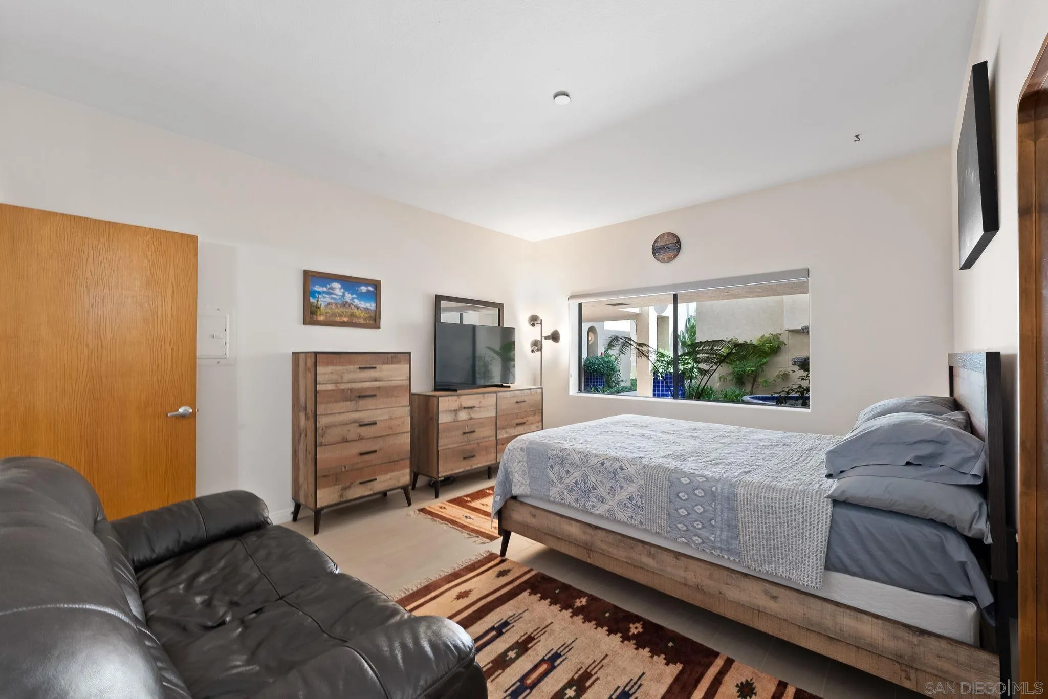 https://cdn.realtyfeed.com/cdn/127/250034176/7f4ce476eb8e77412264ba645632b9b4.webp