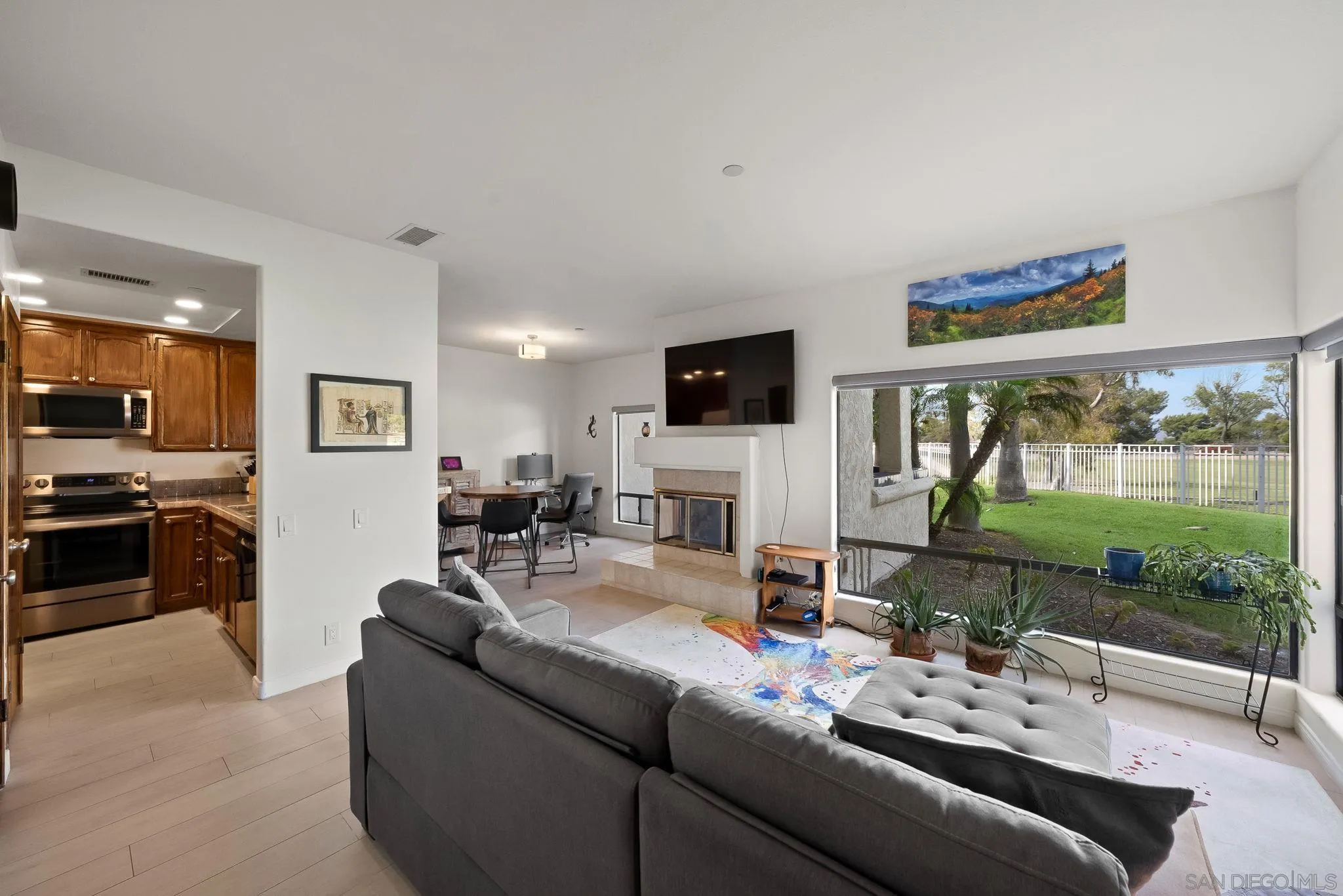 Photo #10: 250034176 Listing: Photo #10