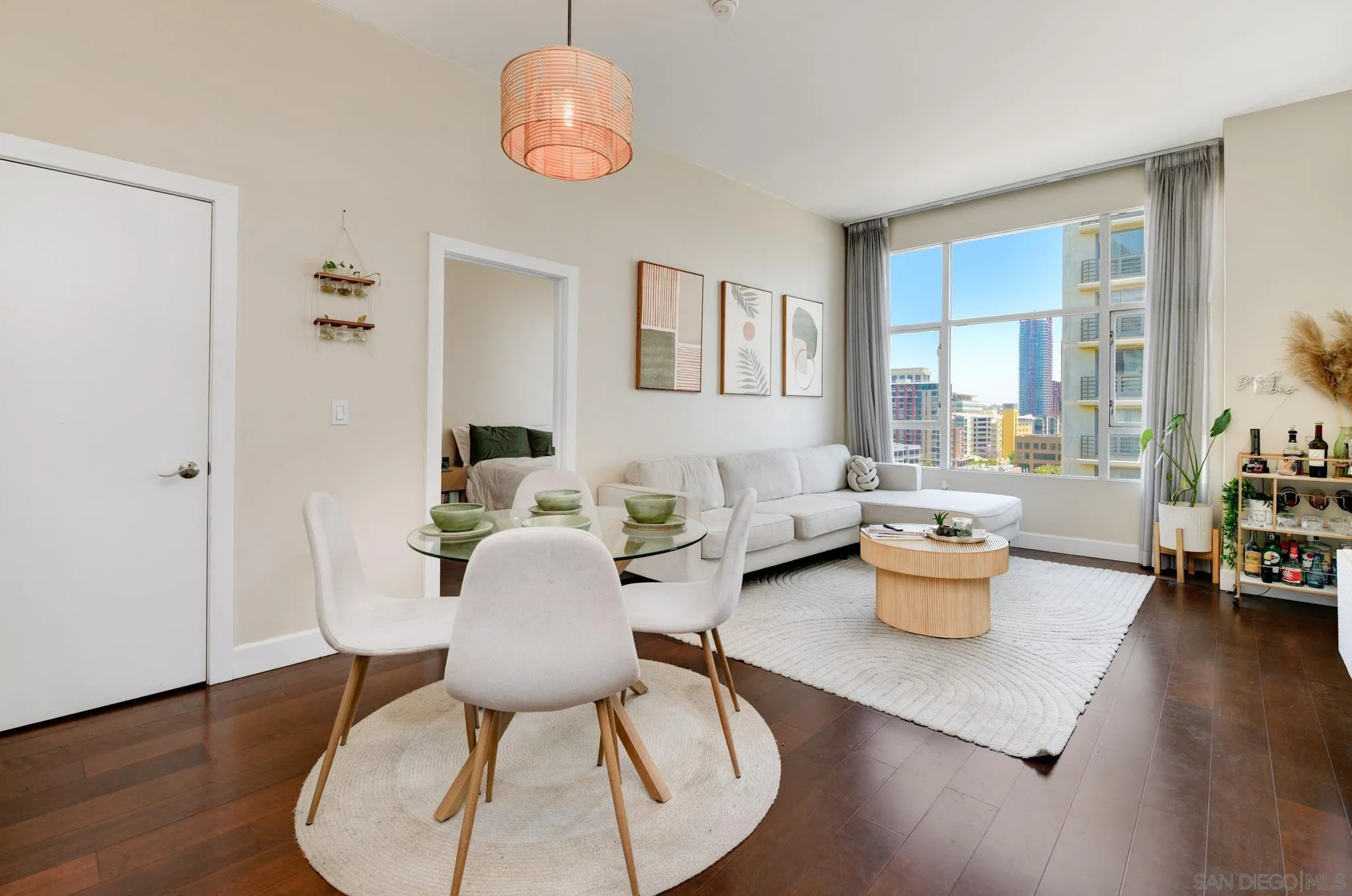 Photo #2: 250034182 Listing 