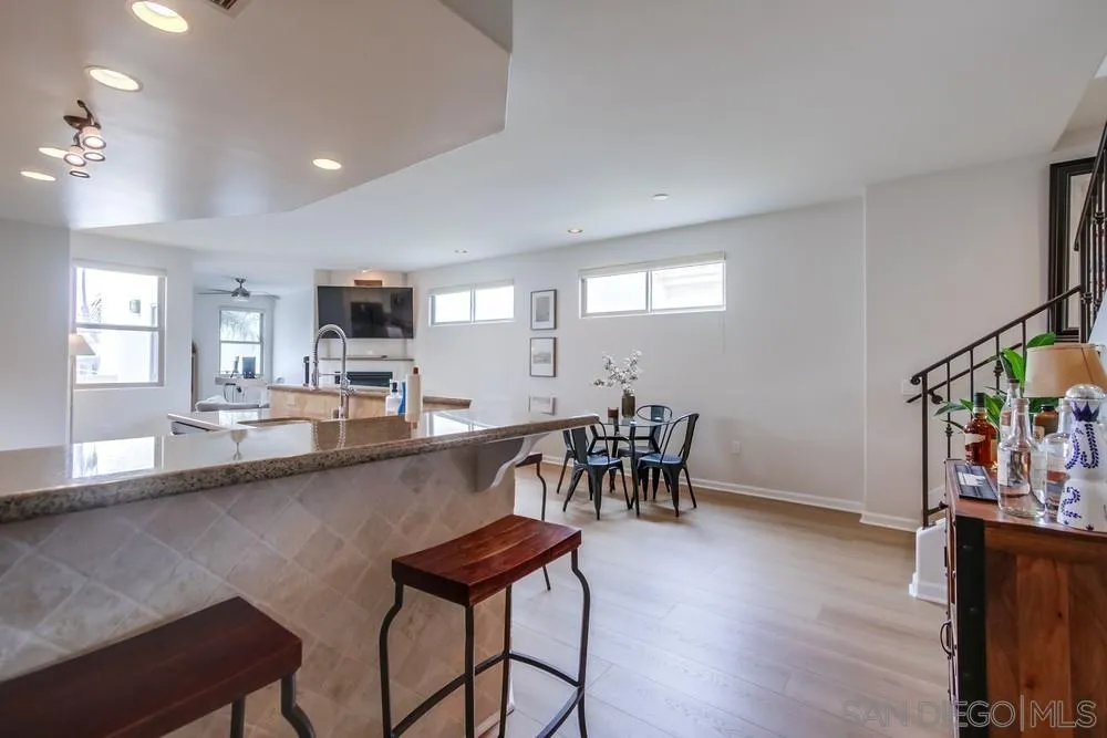 Photo #12: 250034193 Listing: Photo #12