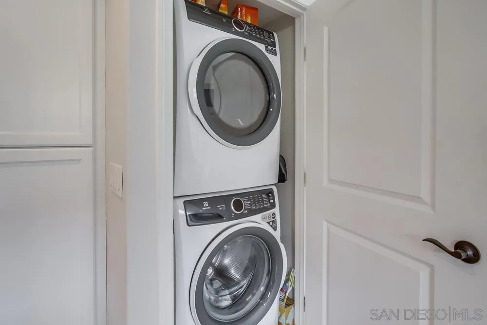 https://cdn.realtyfeed.com/cdn/127/250034193/75a05461e82b58aff9b4bb35691232d7.webp