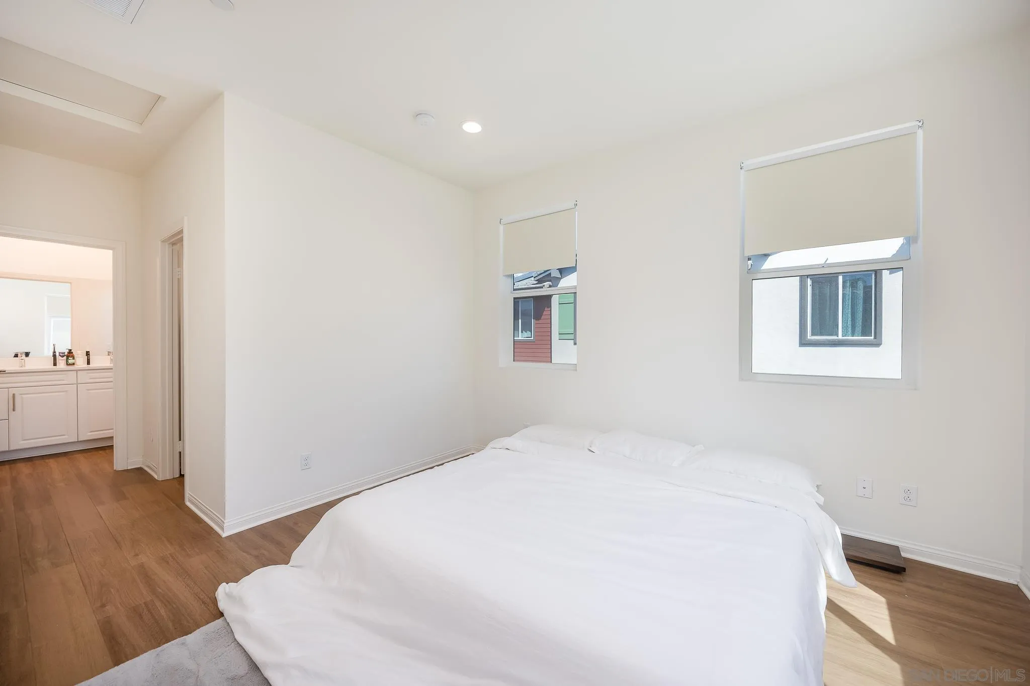 Photo #13: 250034199 Listing: Photo #13