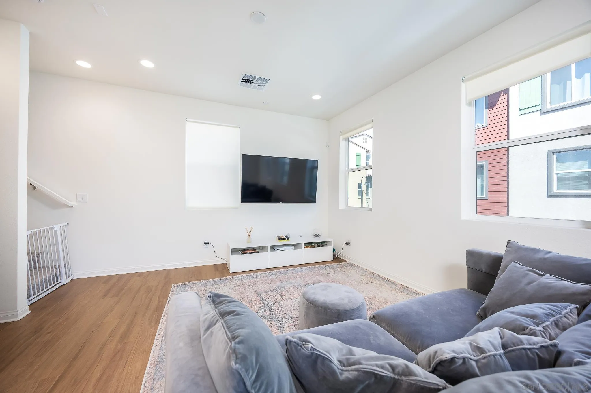 Photo #6: 250034199 Listing 