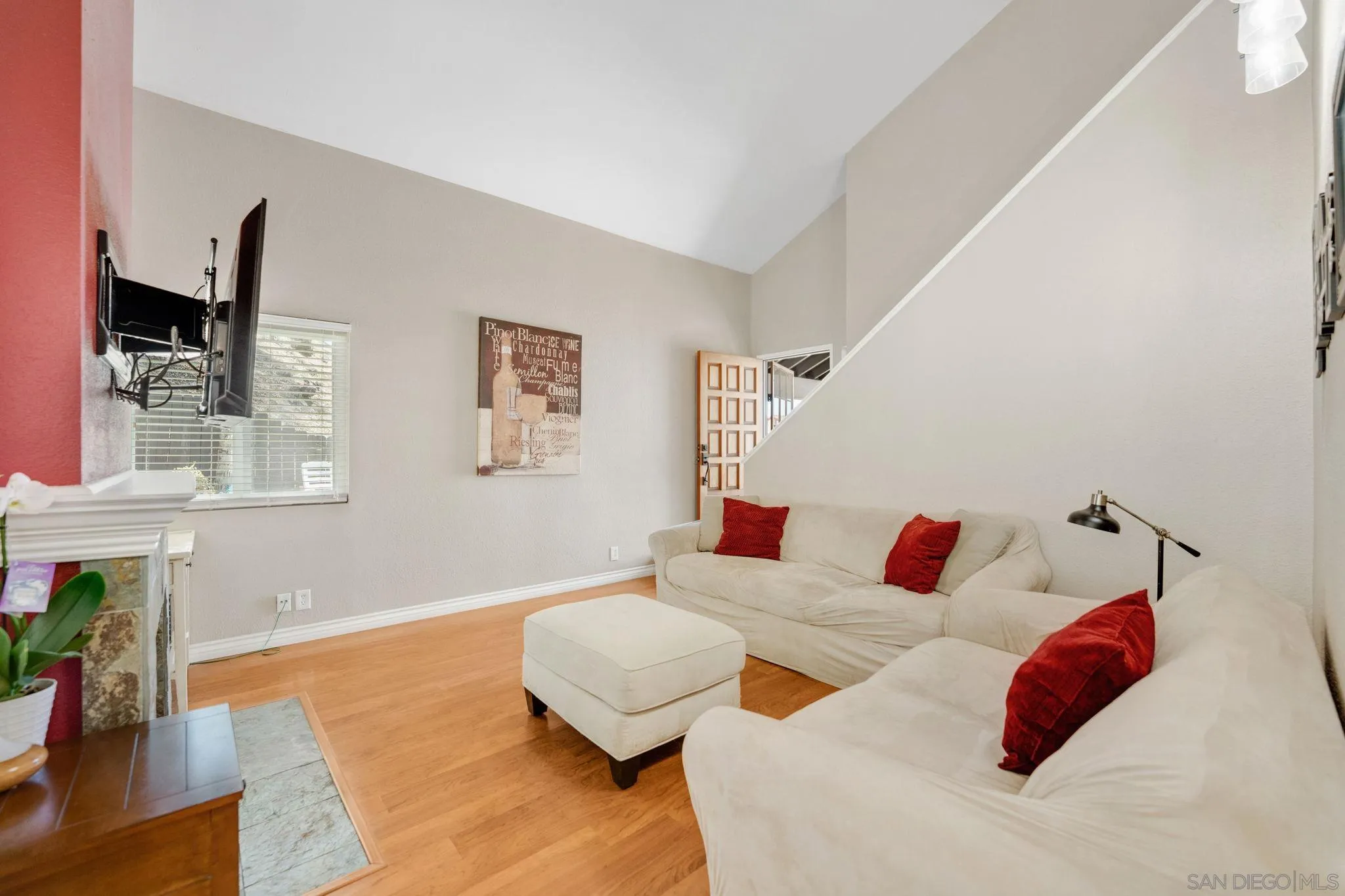 Photo #8: 250034207 Listing: Photo #8