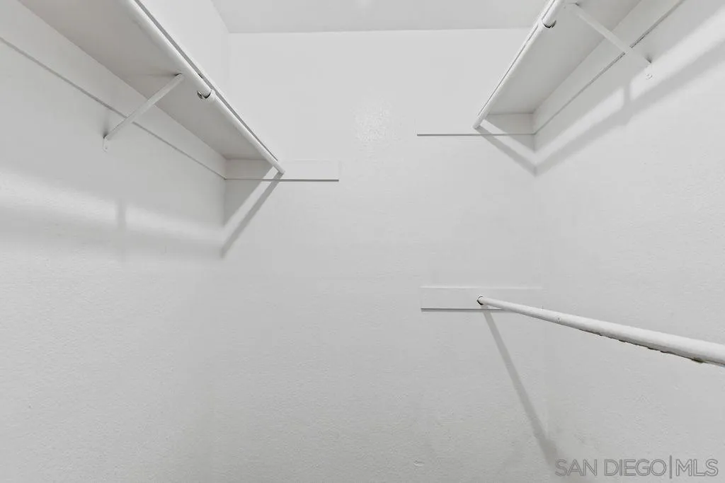https://cdn.realtyfeed.com/cdn/127/250034217/ef8c512c00a112e98f620ad32c500f7a.webp