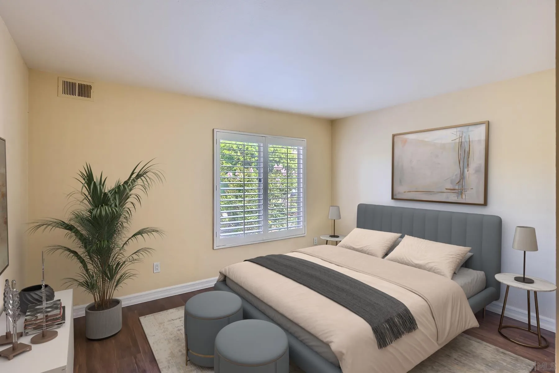 Photo #2: 250034218 Listing 