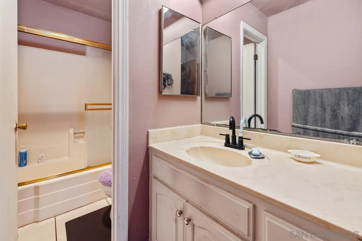 Photo #19: 250034224 Listing: Photo #19