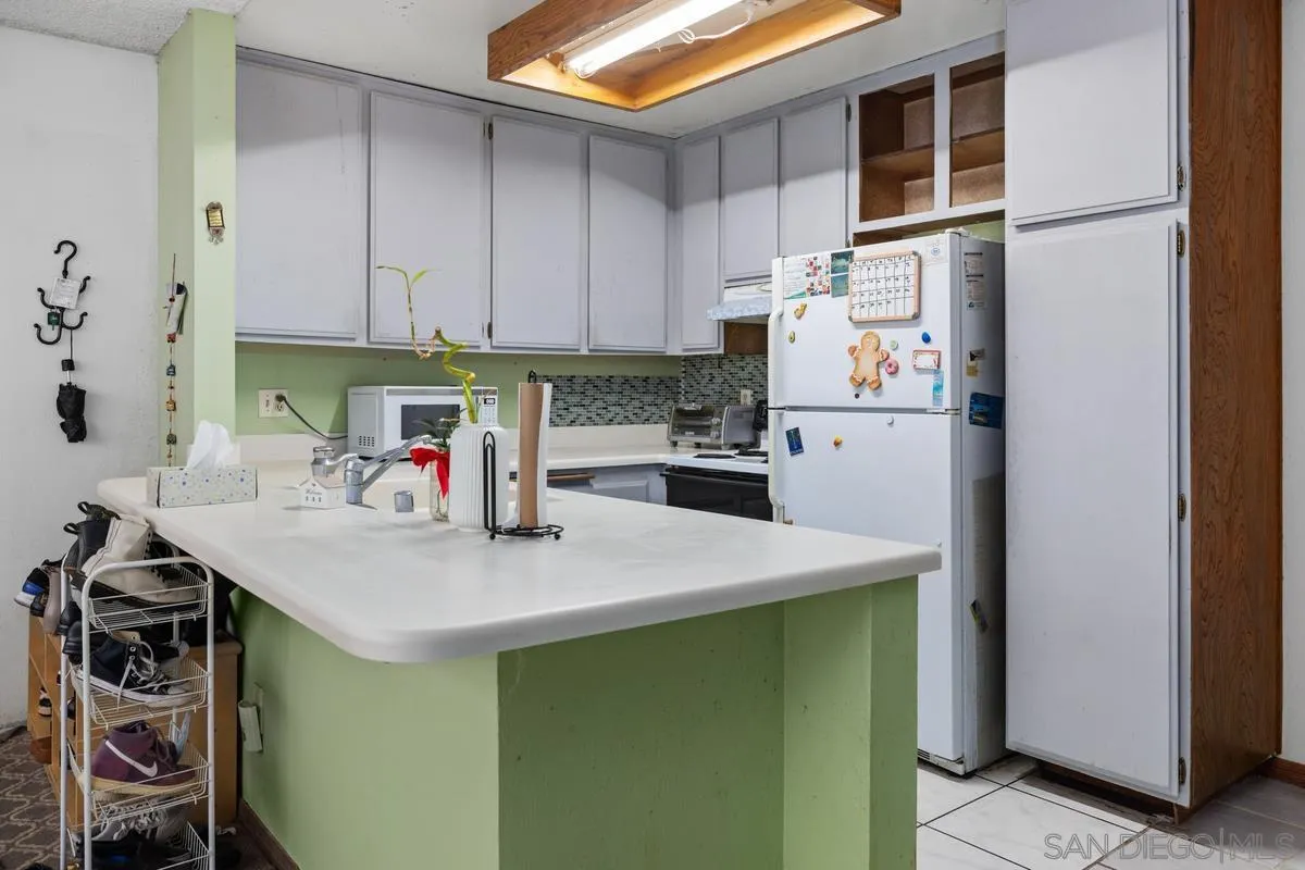 Photo #6: 250034224 Listing 
