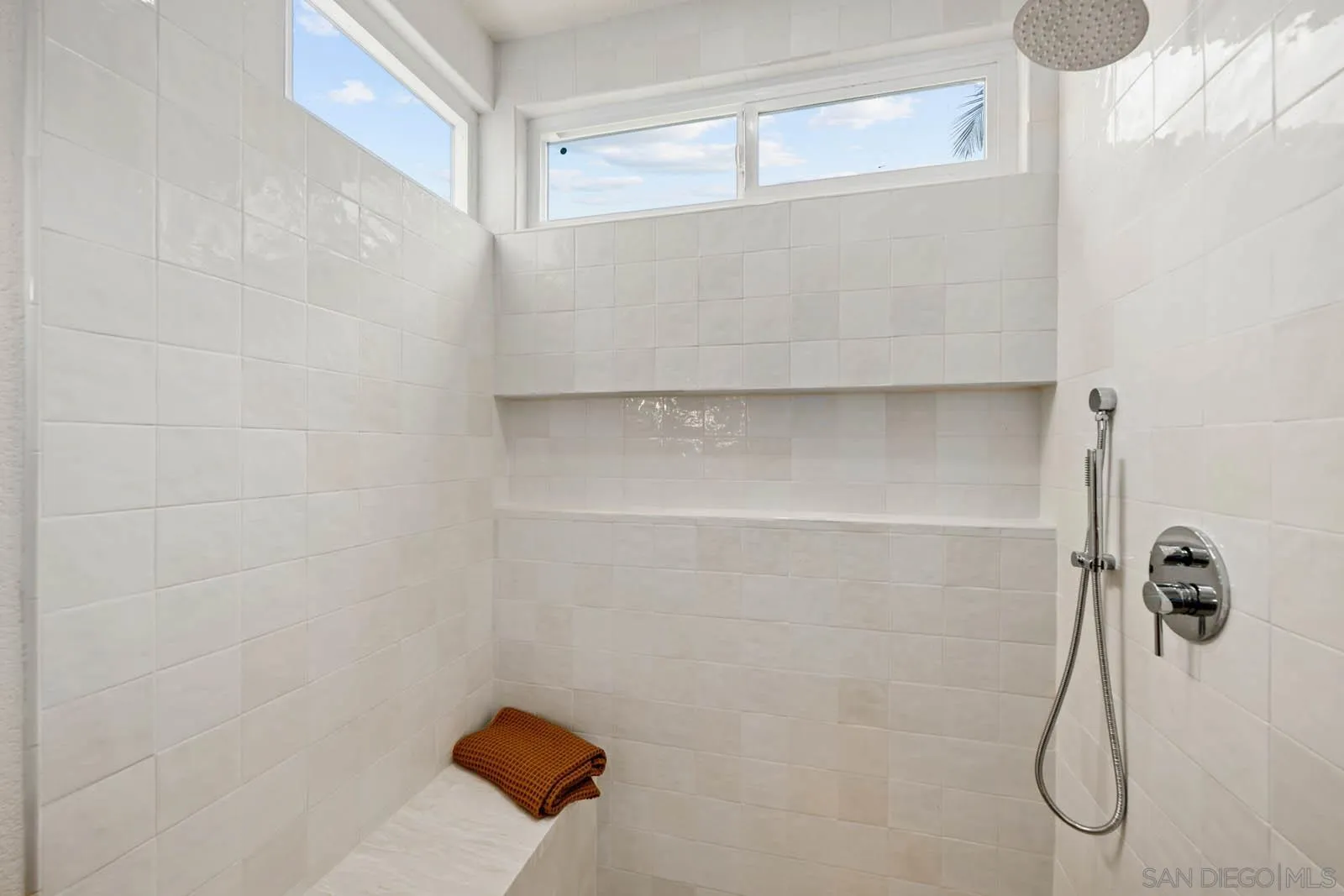 Photo #9: 250034232 Listing: Photo #9