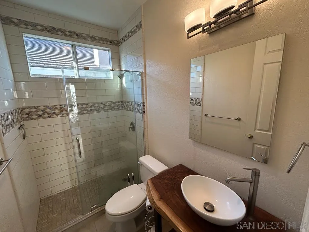 1863 Almagro Ln, Escondido, CA 92026, photo 12