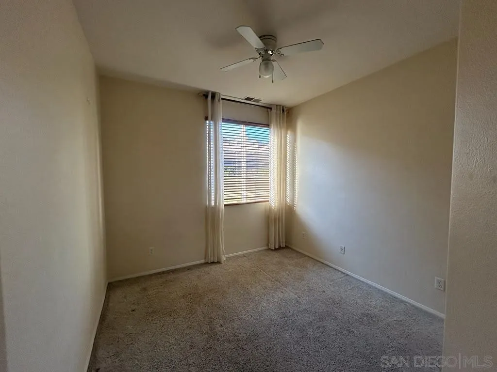 1863 Almagro Ln, Escondido, CA 92026, photo 8