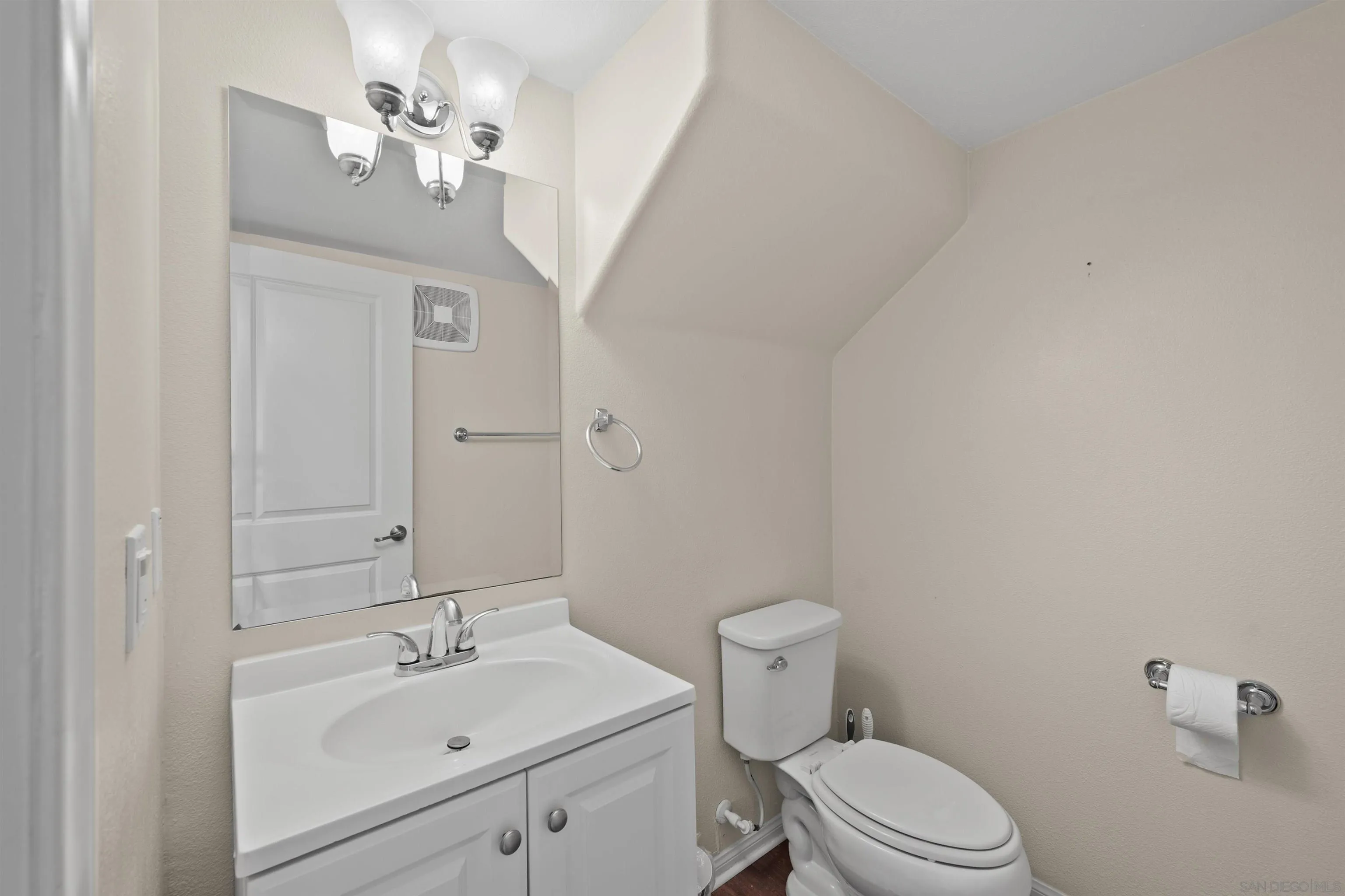 cdn/127/250034236/5392892c6922b4bd35b78d53e00f51be.webp
