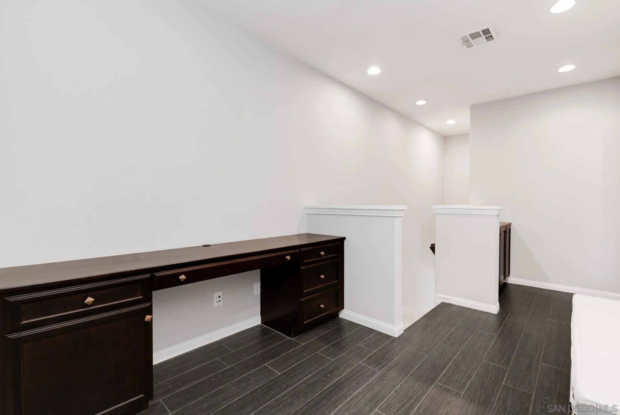 Photo #17: 250034237 Listing: Photo #17