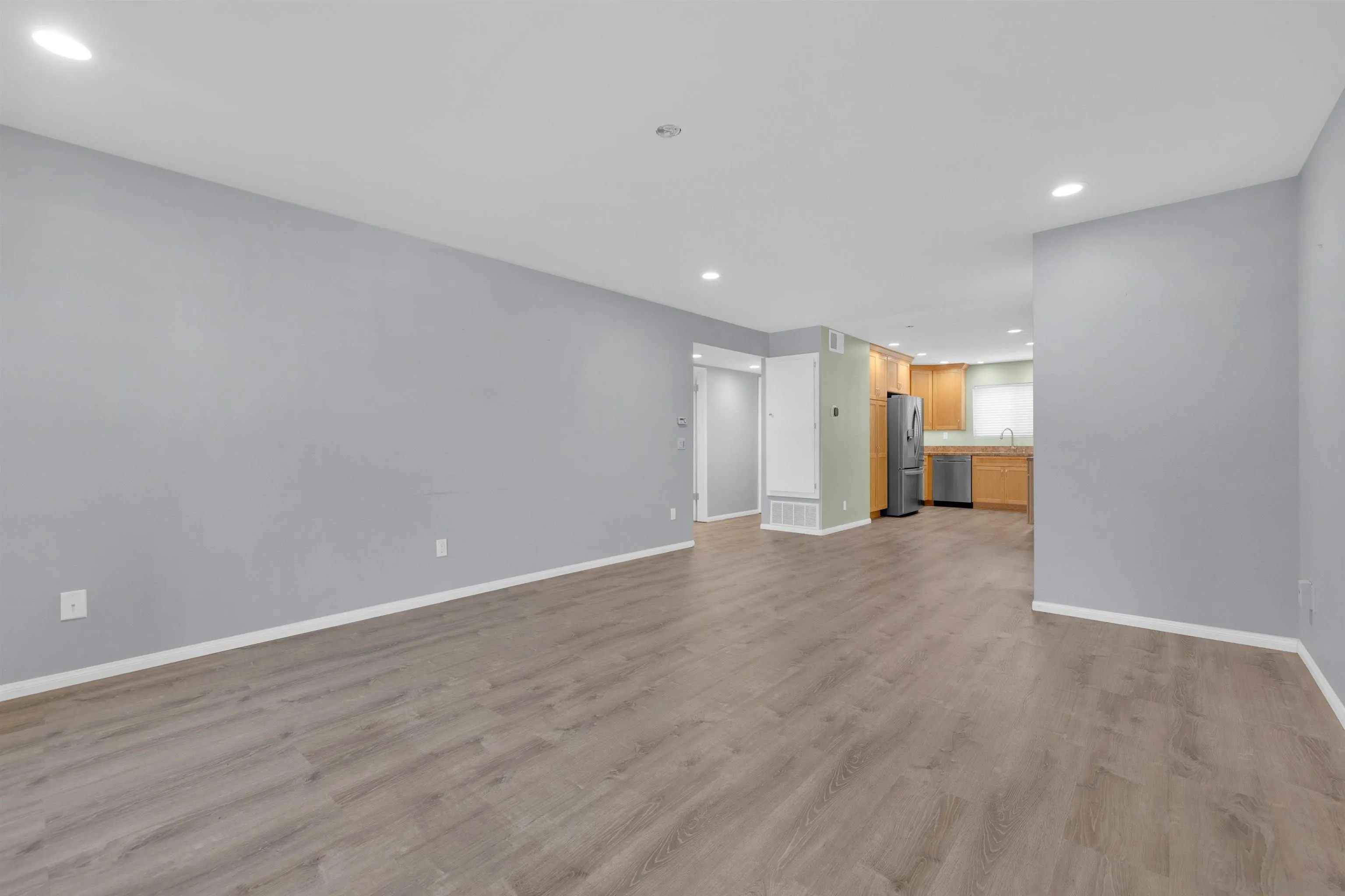 Photo #6: 250034240 Listing 